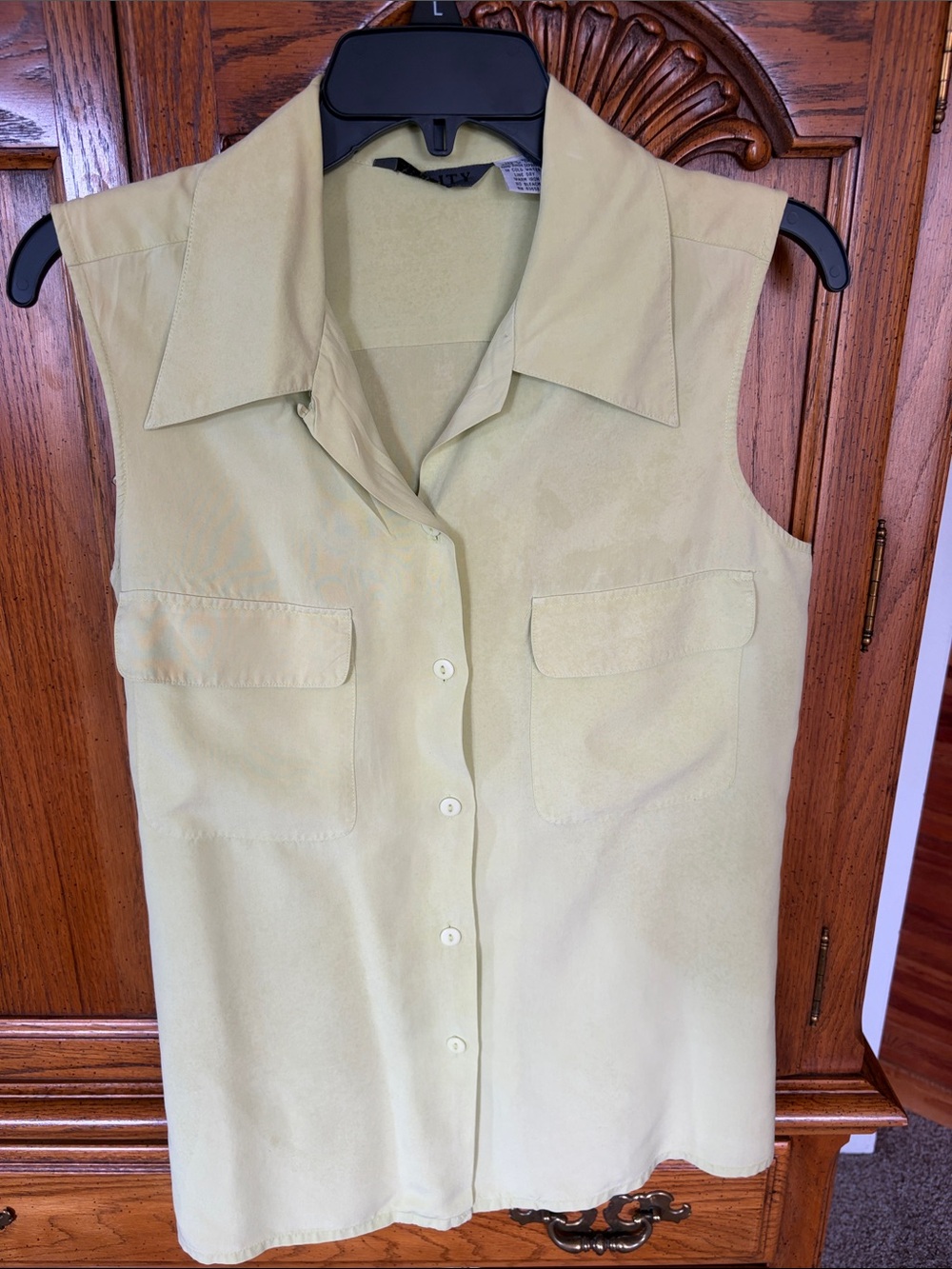 Sleeveless Button-Down Shirt in Light Green by (unspecified)